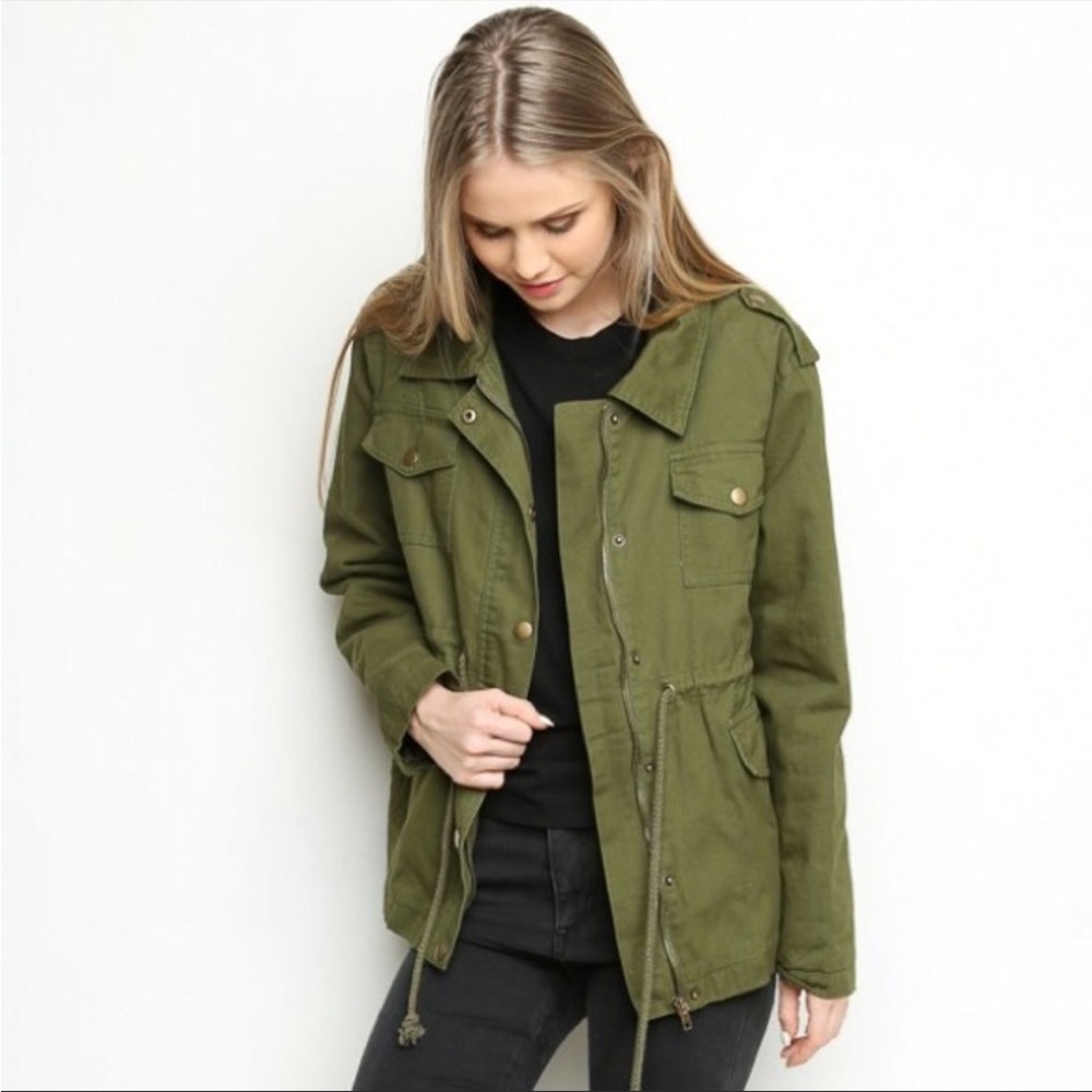 Brandy Melville Doris jacket faux fur fleece lined green one size - Picture 6 of 11